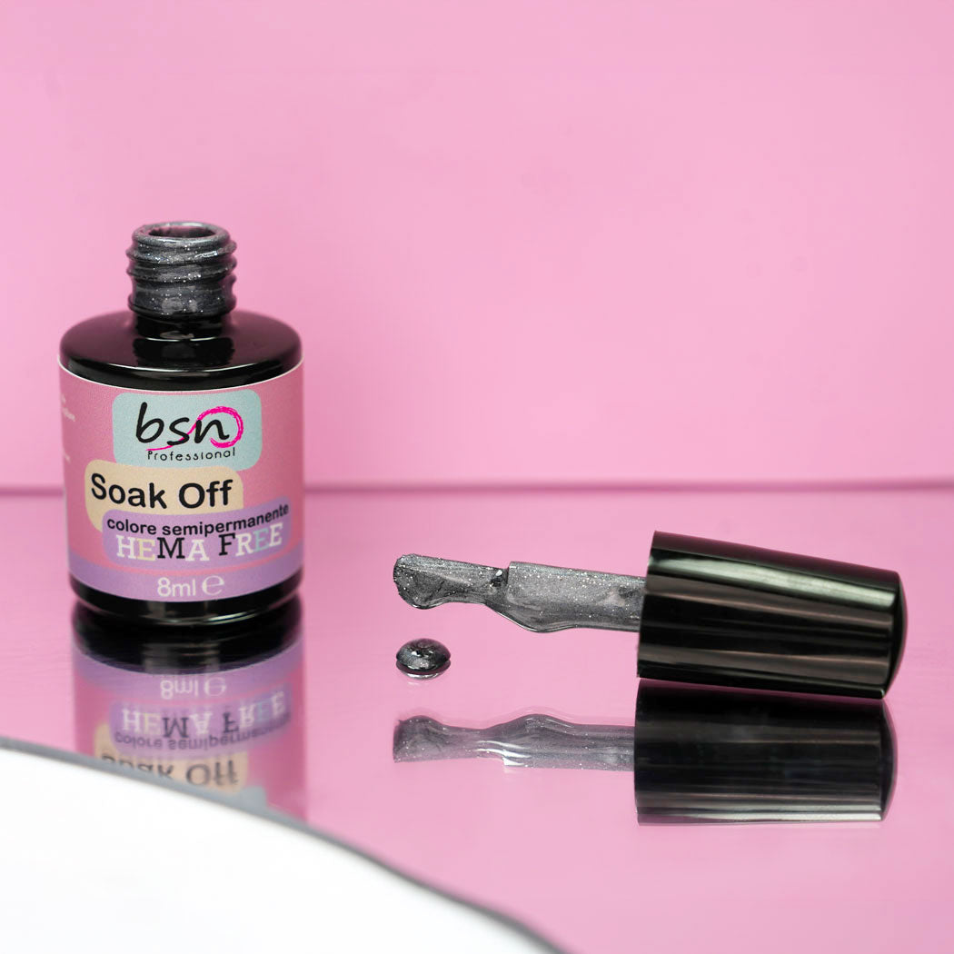 1547 - Soak Off Color Smalto semipermanente HEMAFREE 8ml
