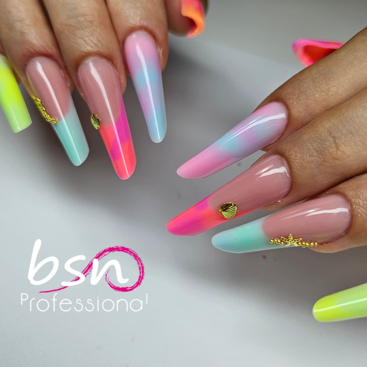 Dragon Fruit- Hot Pink Fluo, Builder thixo gel - Tropical Summer - Gel costruttore per unghie - 15ml