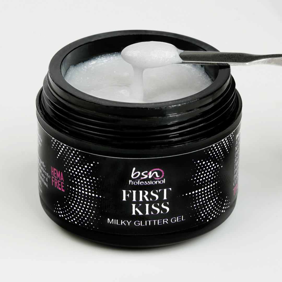 Builder gel Bride Collection First Kiss bianco latte milky glitter 30ml Beauty Space Nails
