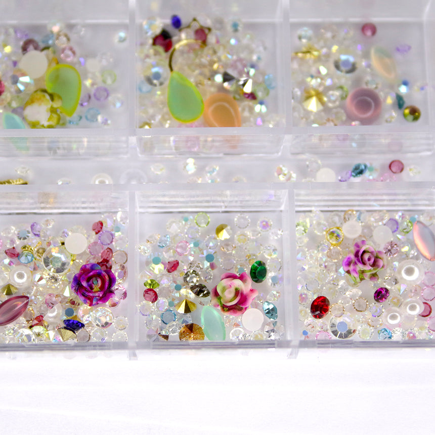 Box 12 decorazioni per unghie e nail art - rose, pietre preziose e diamantini