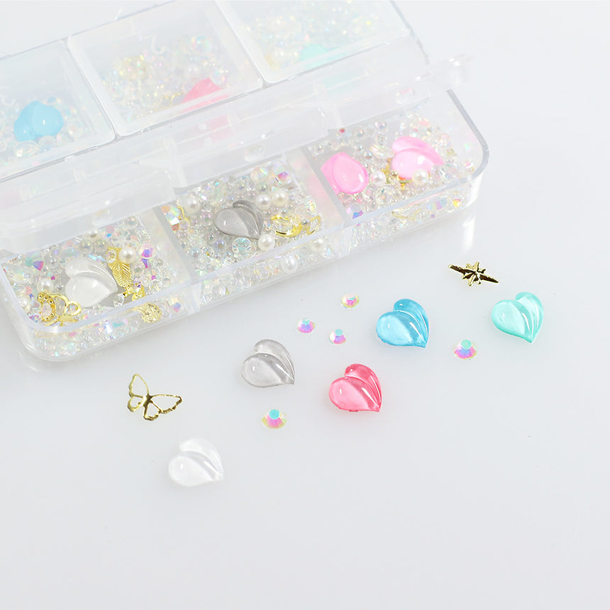 Box 6 decorazioni per unghie e nail art - cuori colorati, varie forme, pietre preziose e diamantini