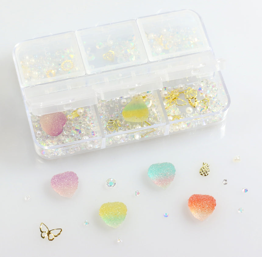Box 6 decorazioni per unghie e nail art - cuori pietre preziose e diamantini