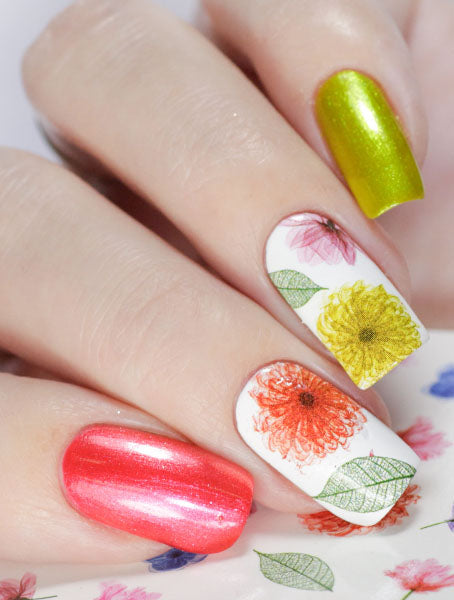 Stickers Adesivi Nail Art Water decals con delicati fiori e foglie