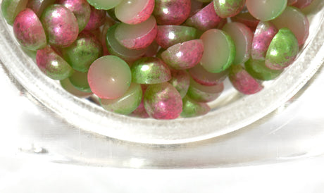 Mezze perle colorate fucsia verde 010