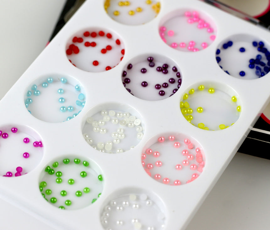 Mezze Perle micro Mix Color Nail Art Decorazioni Set 12 Pezzi Display